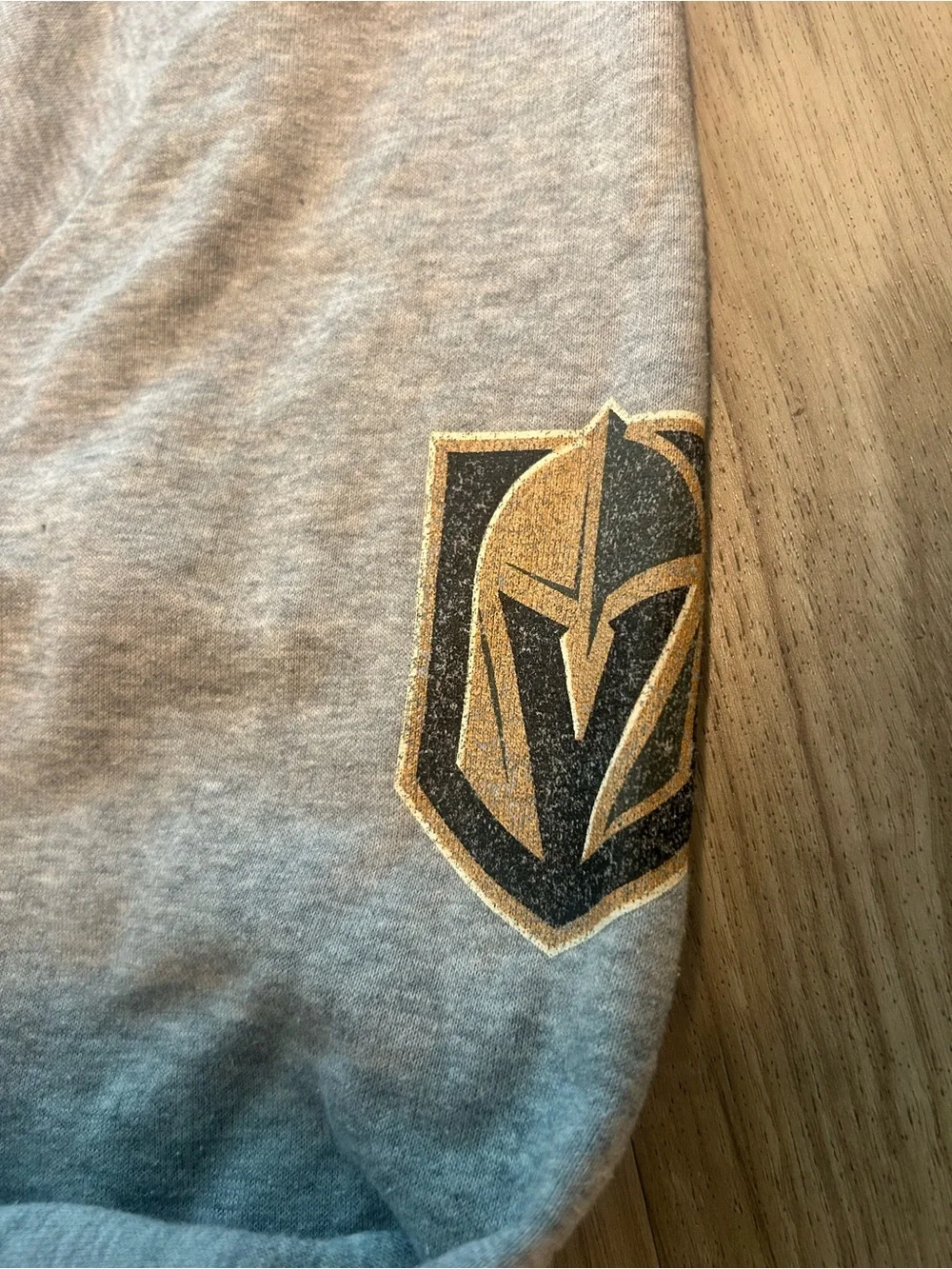 🏒 Adidas NHL Vegas Golden Knights Grey Crewneck Sweatshirt Size Small